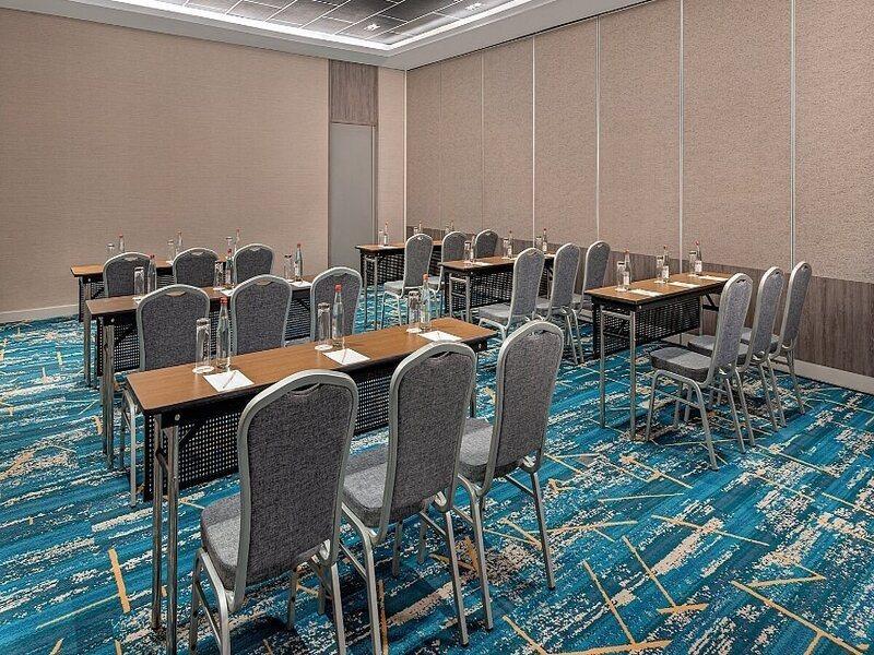 Park Inn By Radisson บาโคลอด ภายนอก รูปภาพ