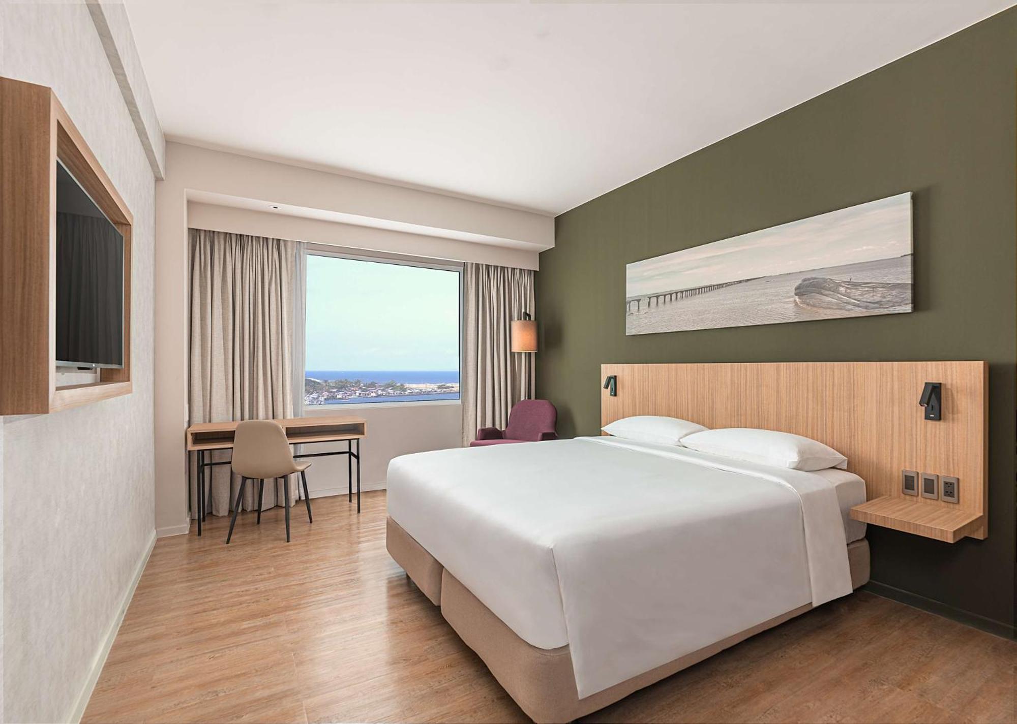 Park Inn By Radisson บาโคลอด ภายนอก รูปภาพ
