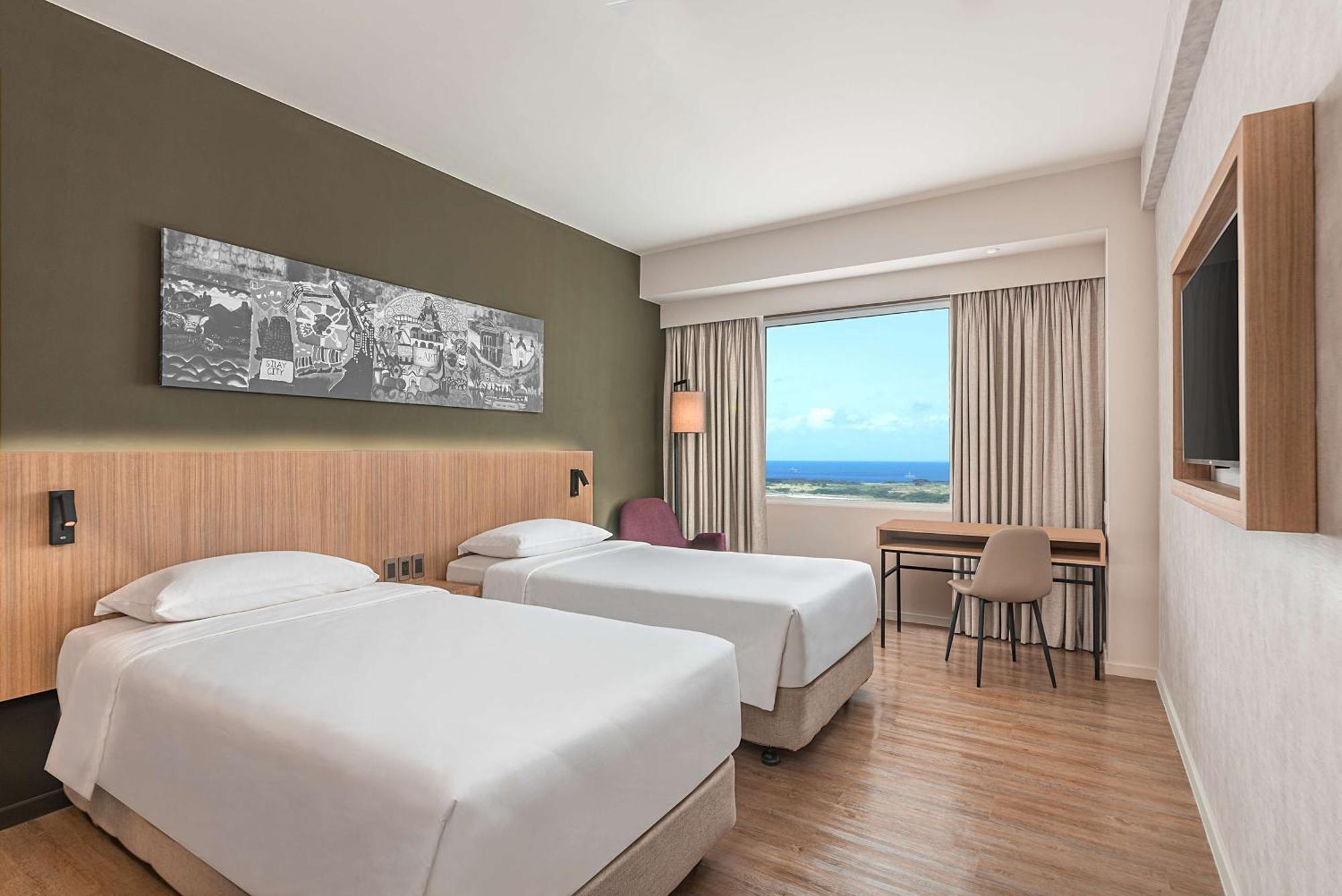 Park Inn By Radisson บาโคลอด ภายนอก รูปภาพ